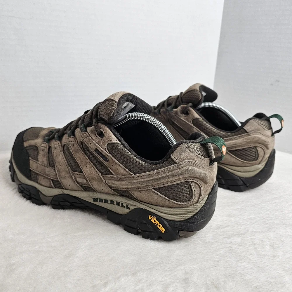 Merrell Moab 2 Vent Hiking Shoes Walnut Mens Size 11.5 Suede Mesh Vibram Sole